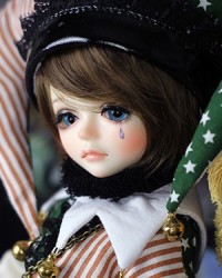 27cm Hugo Head 27cm Hugo Head